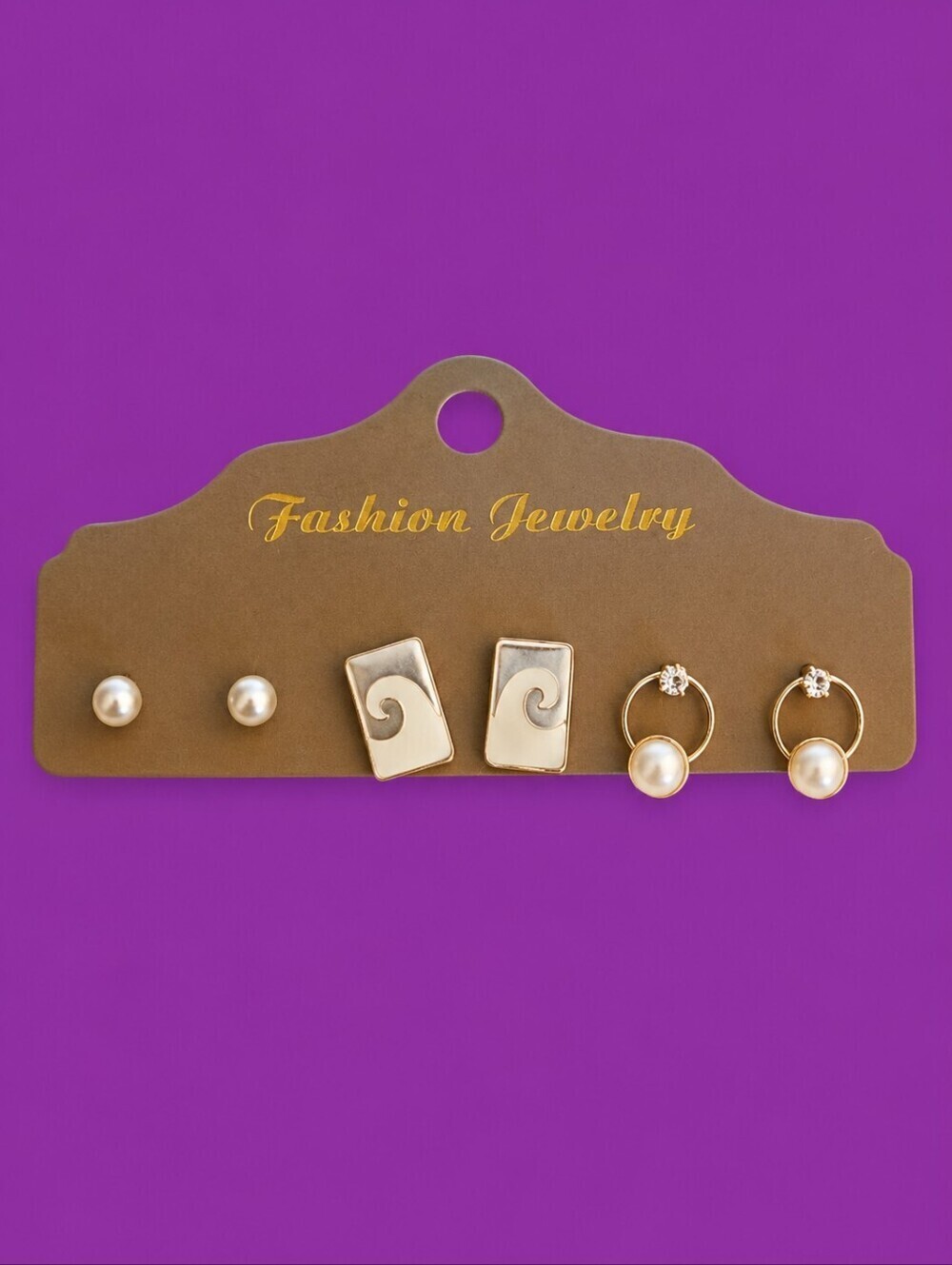 3/$30 Vintage White Wave Circle Pearlesque Post Stud Earrings